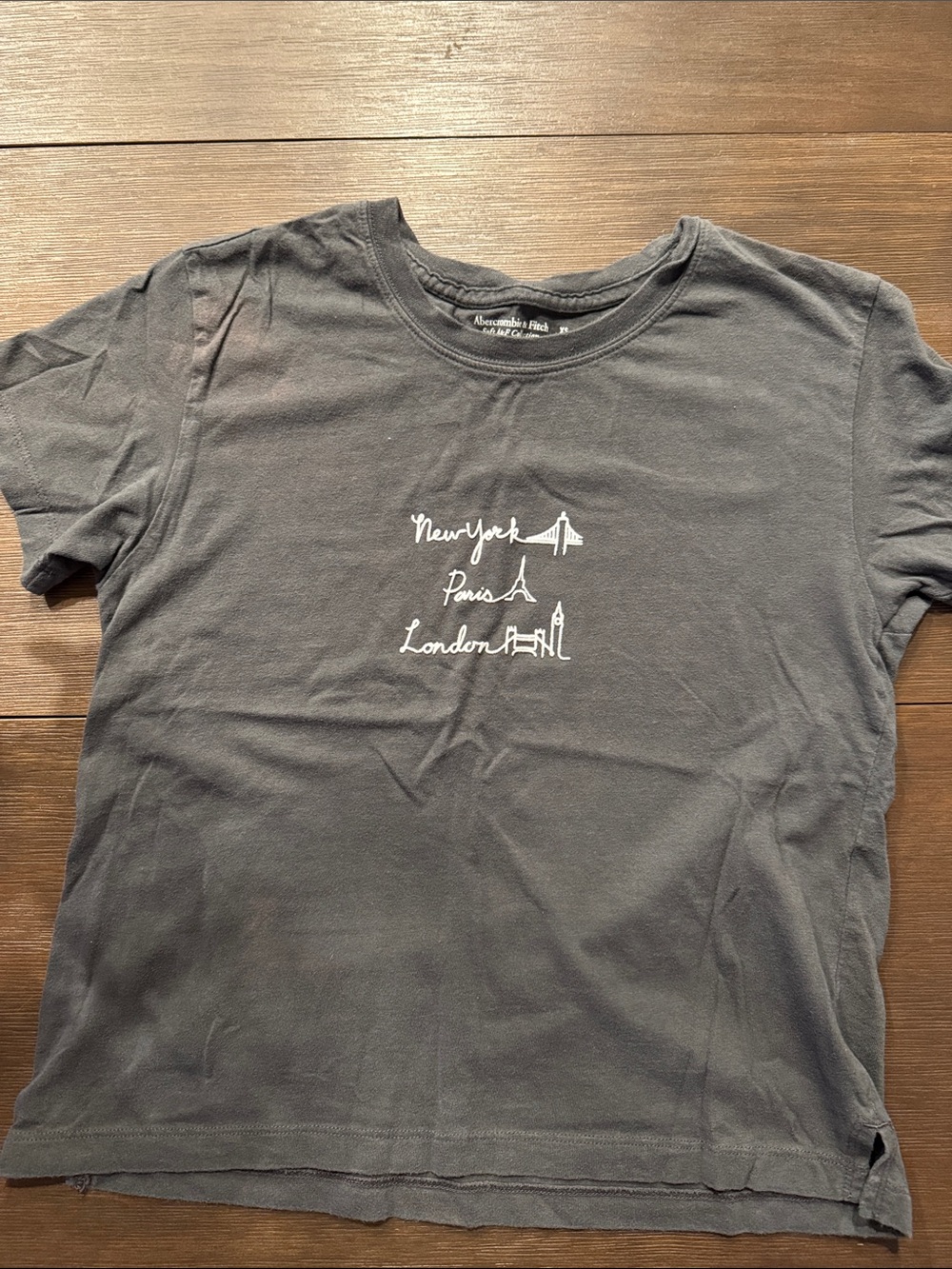 Abercrombie & Fitch Dark Gray Crewneck Tee